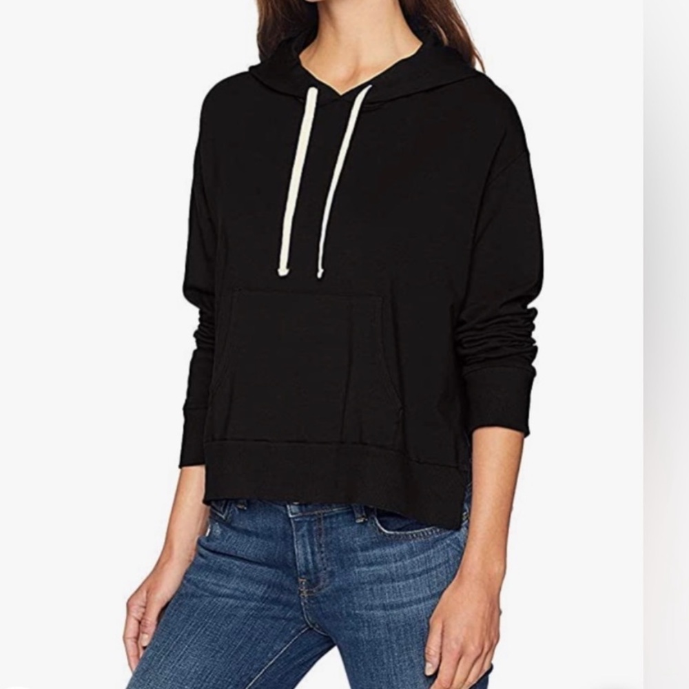 Monrow Black Hoodie Sweatshirt with Cream Drawstrings